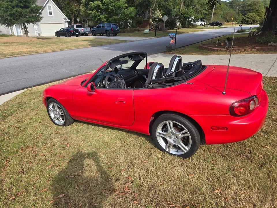 2005 Mazda NB MX-5 Miata - Image 5 of 12