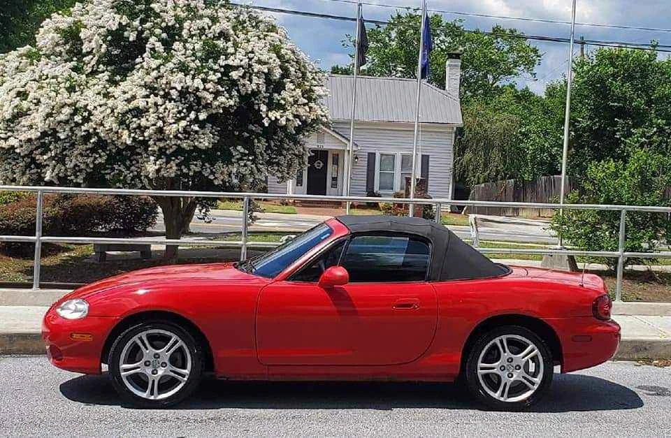 2005 Mazda NB MX-5 Miata - Image 12 of 12