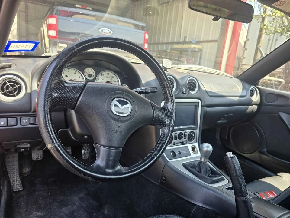 2005 Mazda NB MX-5 Miata - Image 7 of 8