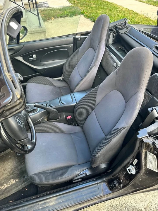 2005 Mazda NB MX-5 Miata - Image 6 of 20