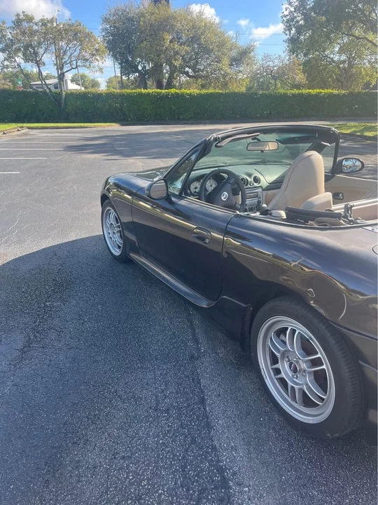 2005 Mazda NB MX-5 Miata - Image 6 of 10