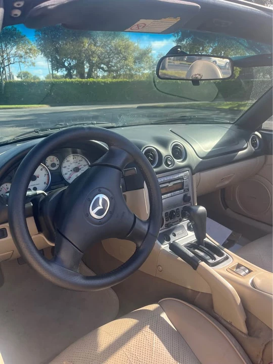 2005 Mazda NB MX-5 Miata - Image 7 of 10