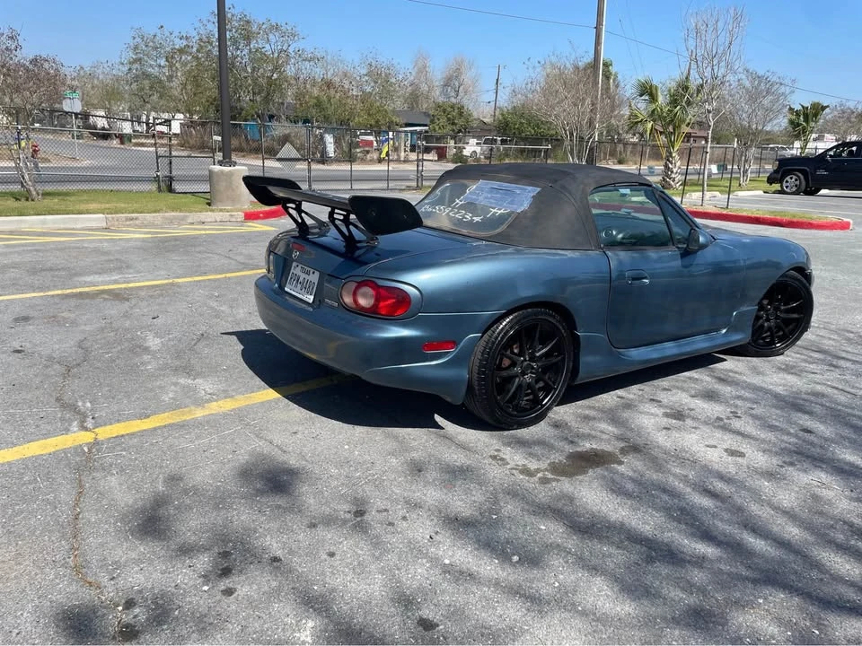 2005 Mazda NB MX-5 Miata - Image 5 of 11