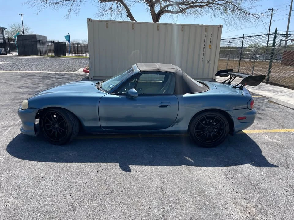 2005 Mazda NB MX-5 Miata - Image 2 of 11