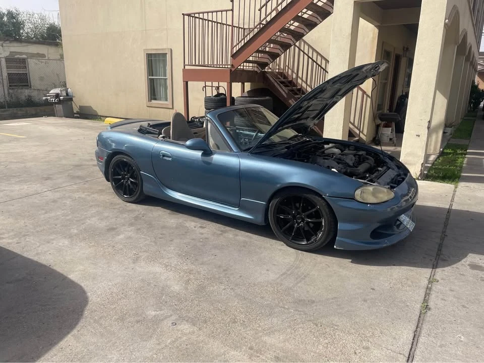 2005 Mazda NB MX-5 Miata - Image 10 of 11