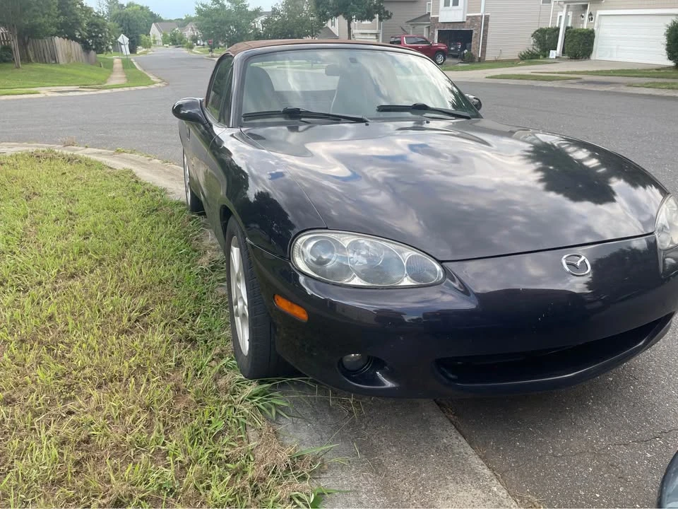 2005 Mazda NB MX-5 Miata - Image 2 of 11