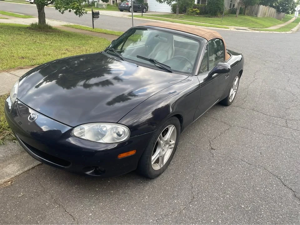 2005 Mazda NB MX-5 Miata - Image 3 of 11