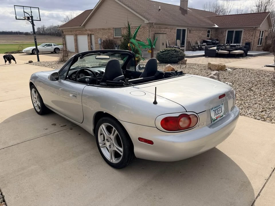 2005 Mazda NB MX-5 Miata - Image 6 of 20
