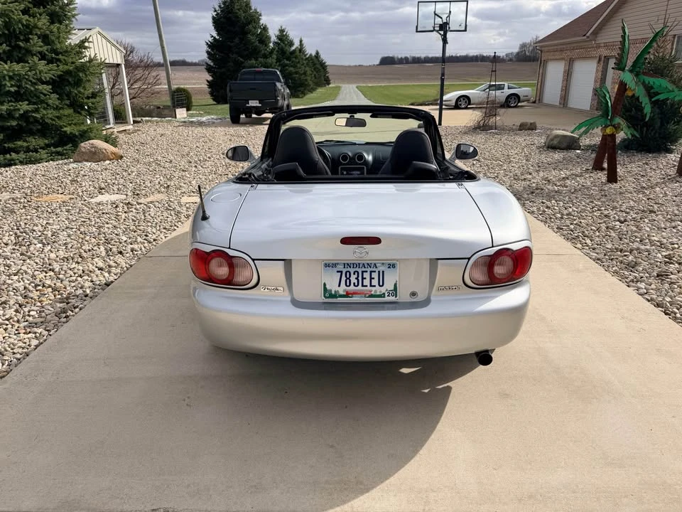 2005 Mazda NB MX-5 Miata - Image 8 of 20