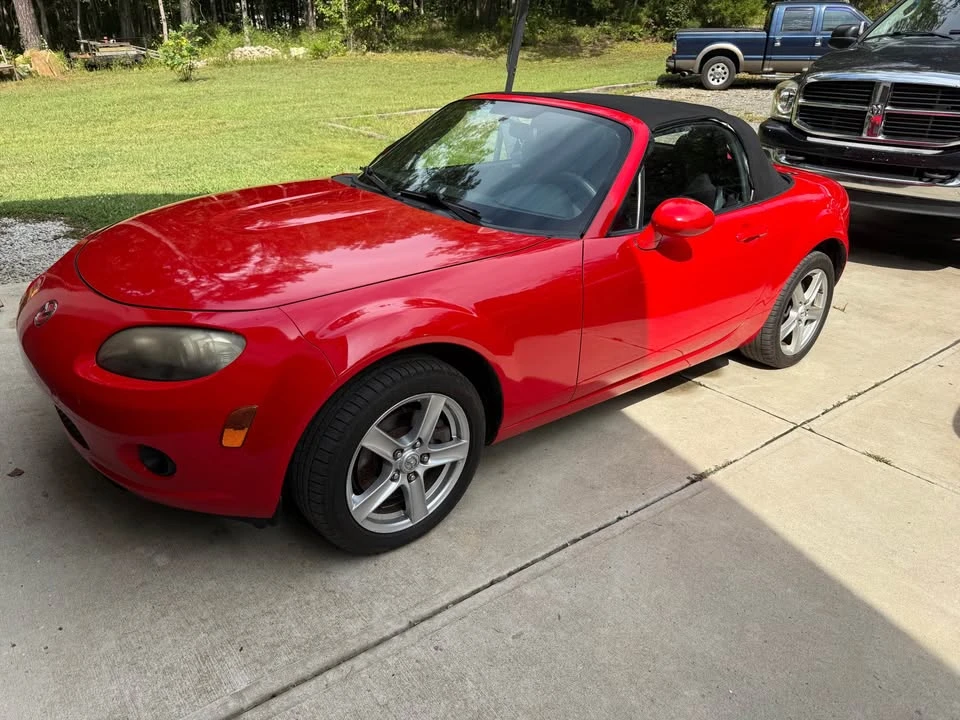2005 Mazda NC MX-5 Miata - Image 2 of 8