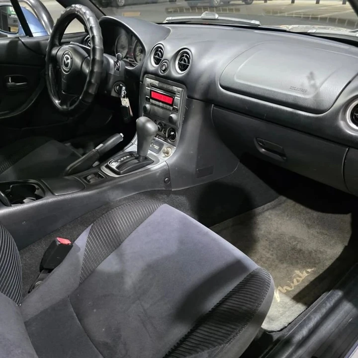 2005 Mazda NB MX-5 Miata - Image 4 of 6