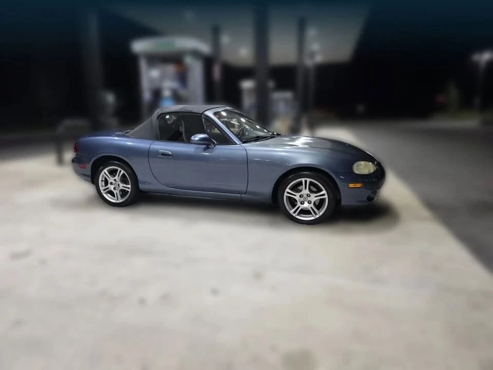 2005 Mazda NB MX-5 Miata - Image 2 of 9