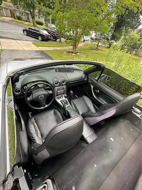 2005 Mazda NB MX-5 Miata - Image 3 of 8