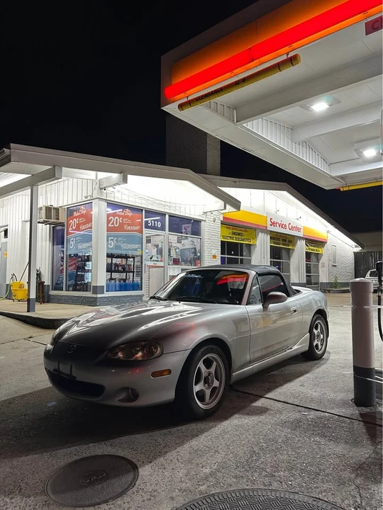 2005 Mazda NB MX-5 Miata - Image 6 of 8