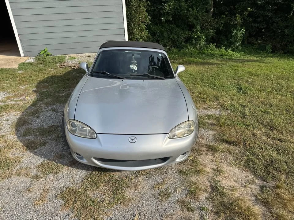 2005 Mazda NB MX-5 Miata - Image 5 of 8