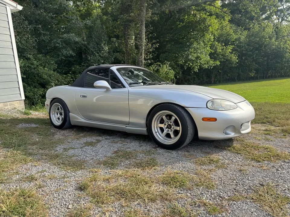 2005 Mazda NB MX-5 Miata - Image 2 of 8