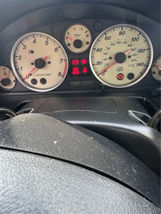 2005 Mazda NB MX-5 Miata - Image 7 of 8