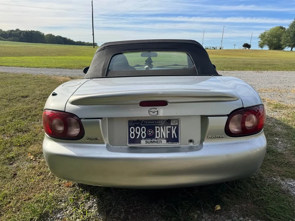 2005 Mazda NB MX-5 Miata - Image 4 of 8