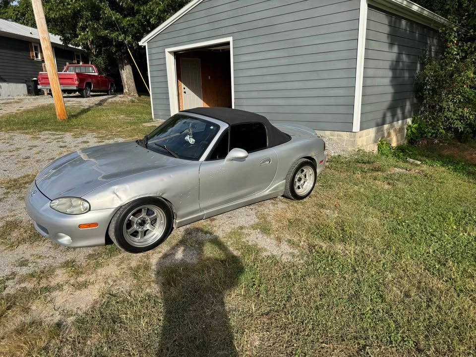 2005 Mazda NB MX-5 Miata - Image 3 of 8