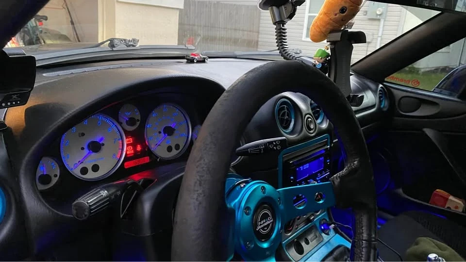 2005 Mazda NB MX-5 Miata - Image 4 of 4