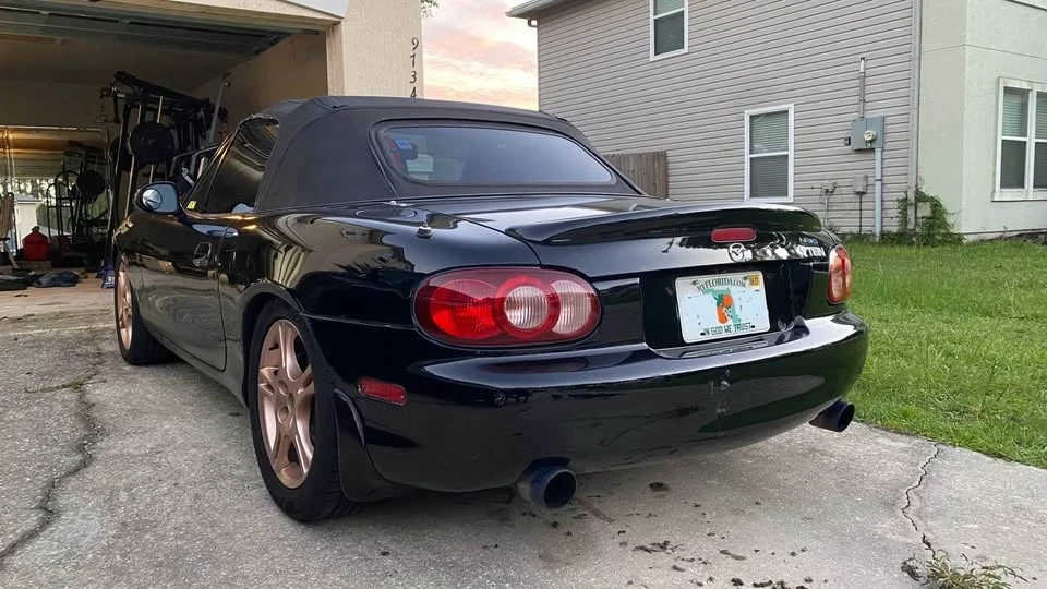 2005 Mazda NB MX-5 Miata - Image 2 of 4