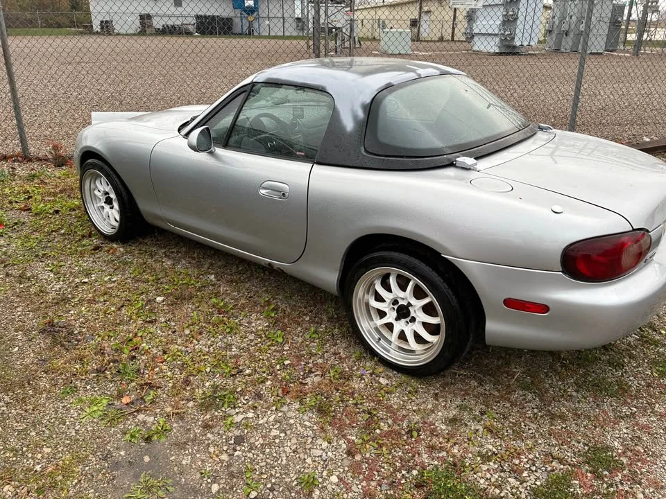 2005 Mazda NB MX-5 Miata - Image 2 of 7