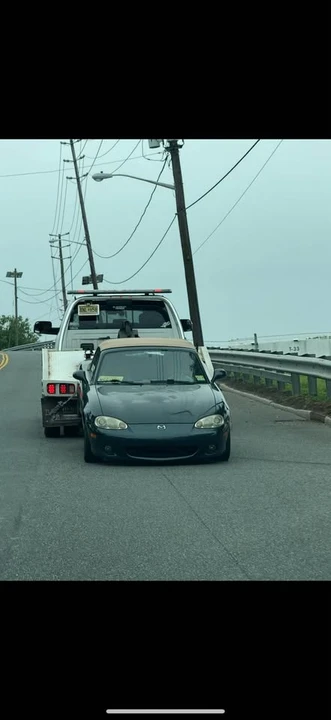 2005 Mazda NB MX-5 Miata - Image 4 of 7