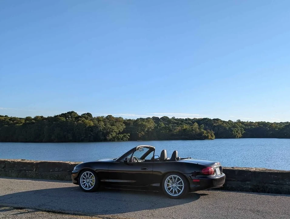 2005 Mazda NB MX-5 Miata - Image 9 of 10
