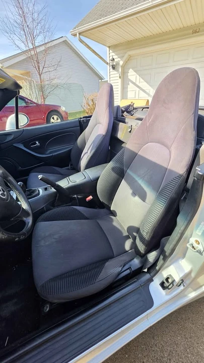 2005 Mazda NB MX-5 Miata - Image 15 of 18