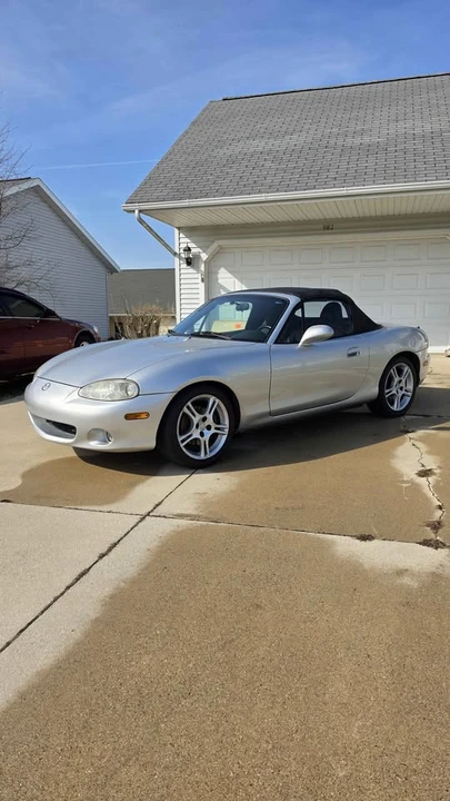2005 Mazda NB MX-5 Miata - Image 6 of 18