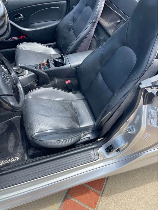 2005 Mazda NB MX-5 Miata - Image 5 of 6