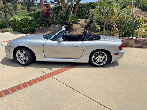 2005 Mazda MX-5 Miata LS