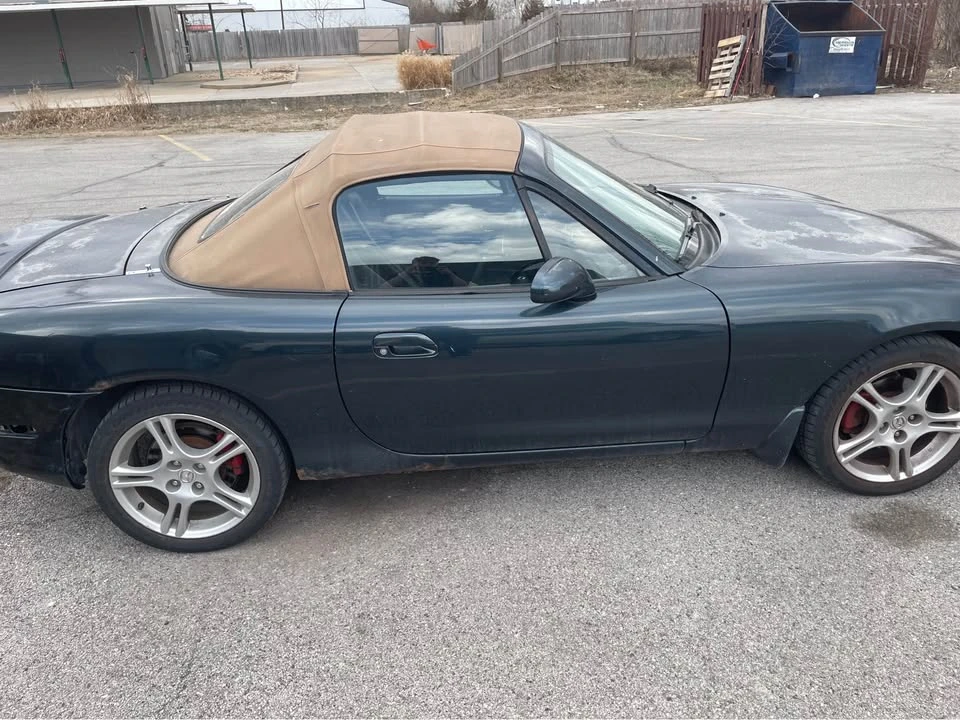 2005 Mazda NB MX-5 Miata - Image 5 of 10