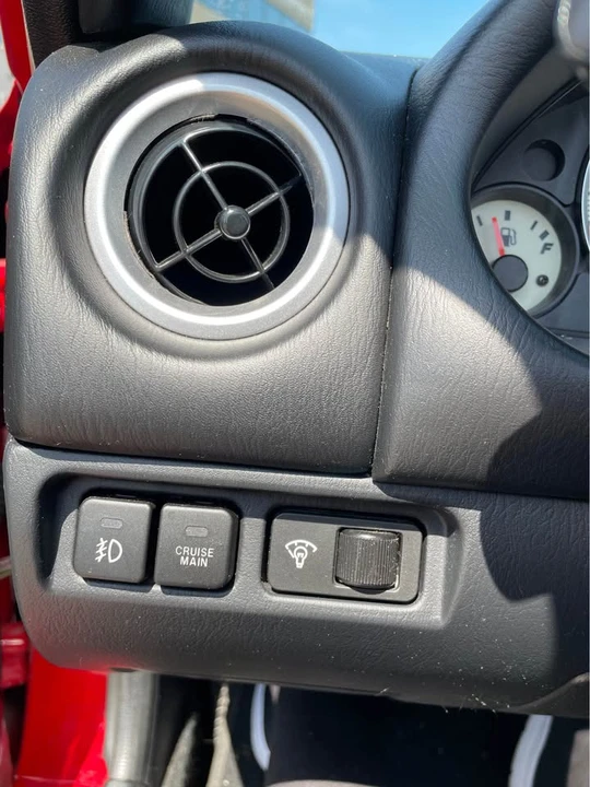 2005 Mazda NB MX-5 Miata - Image 11 of 14