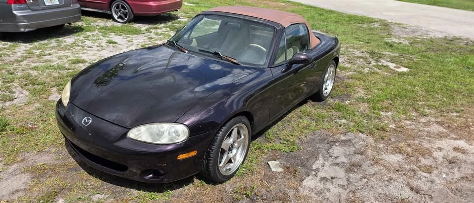 2005 Mazda NB MX-5 Miata - Image 2 of 10