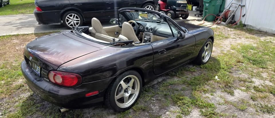 2005 Mazda NB MX-5 Miata - Image 3 of 10
