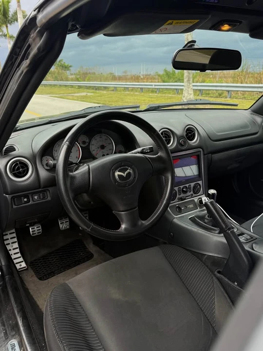 2005 Mazda NB Mazdaspeed MX-5 Miata - Image 9 of 12