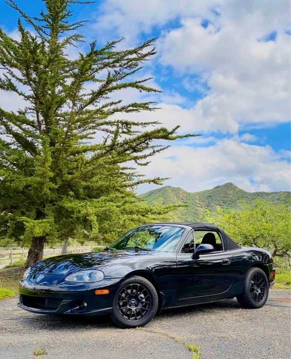 2005 Mazda NB Mazdaspeed MX-5 Miata - Image 2 of 20