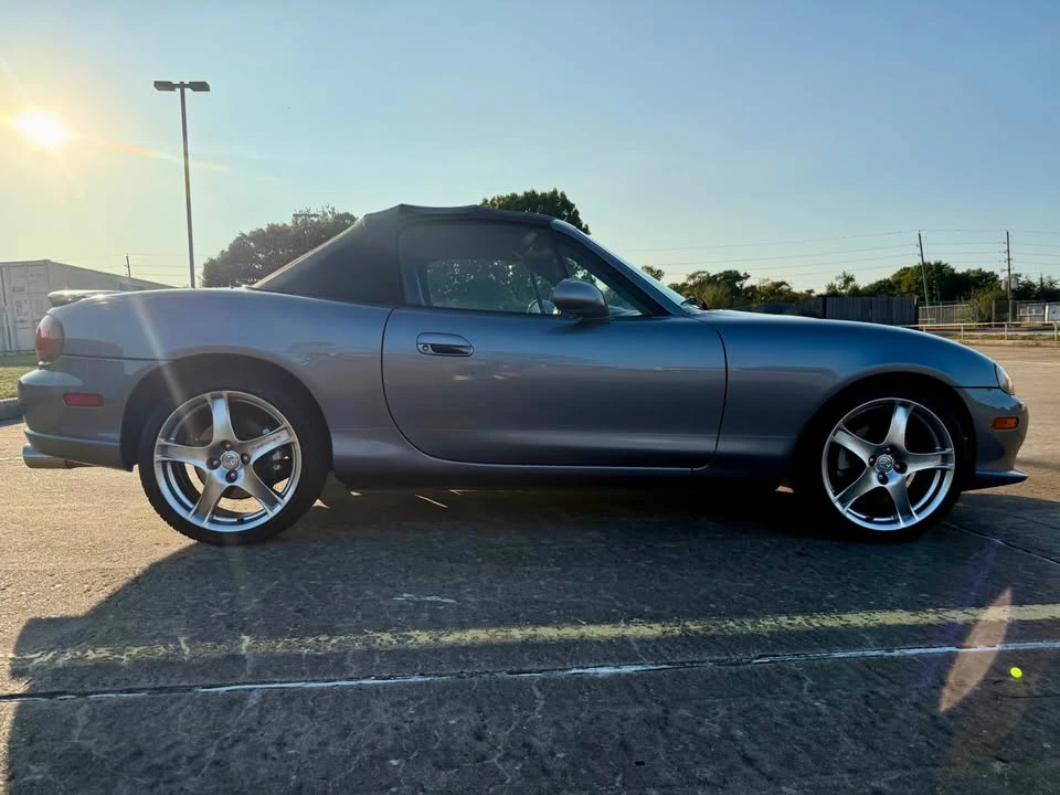 2005 Mazda NB Mazdaspeed MX-5 Miata - Image 5 of 15