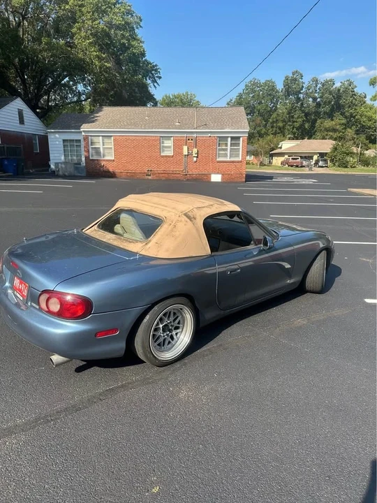 2005 Mazda NB MX-5 Miata - Image 9 of 12