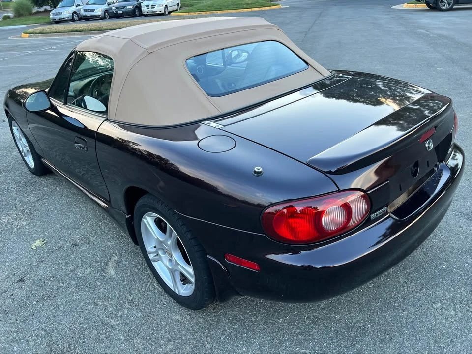 2005 Mazda NB MX-5 Miata - Image 5 of 20