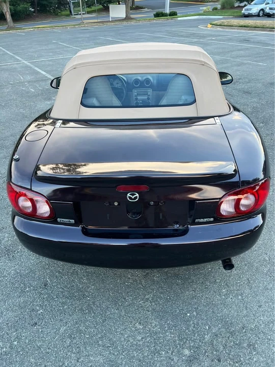 2005 Mazda NB MX-5 Miata - Image 9 of 19