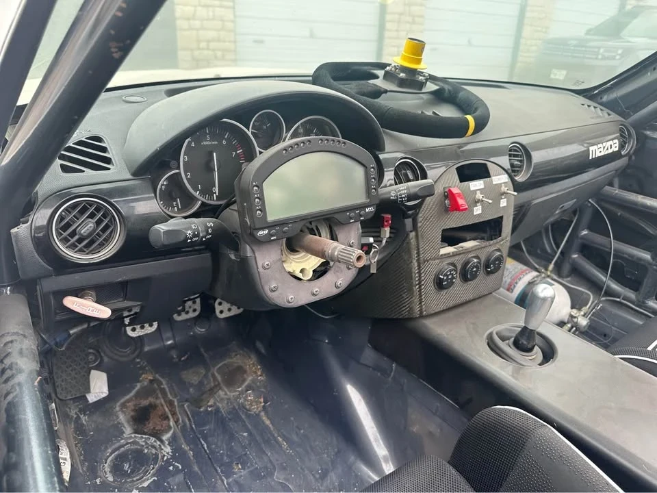 2005 Mazda NB MX-5 Miata - Image 15 of 17