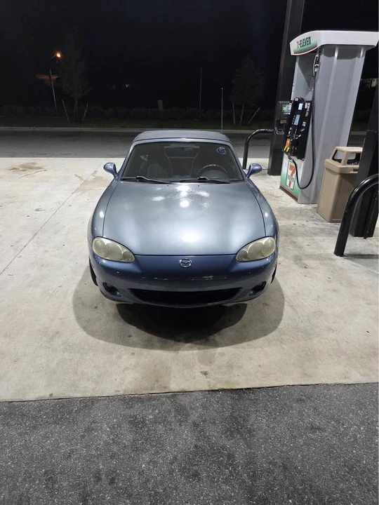 2005 Mazda NB MX-5 Miata - Image 6 of 15