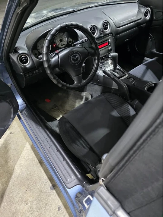2005 Mazda NB MX-5 Miata - Image 12 of 15