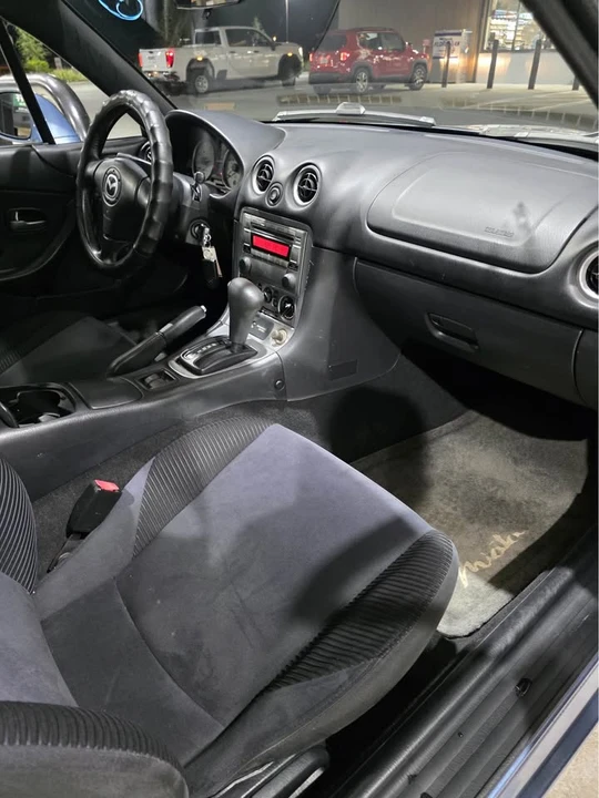 2005 Mazda NB MX-5 Miata - Image 13 of 15