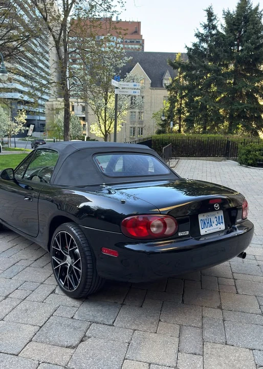 2005 Mazda NB MX-5 Miata - Image 2 of 13