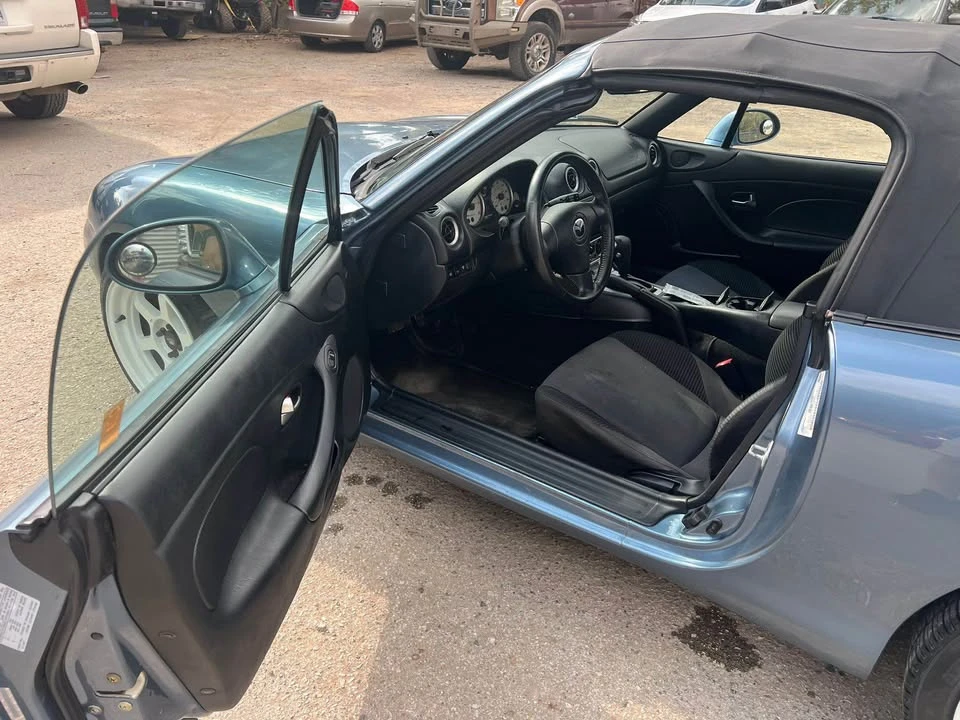 2005 Mazda NB MX-5 Miata - Image 7 of 10