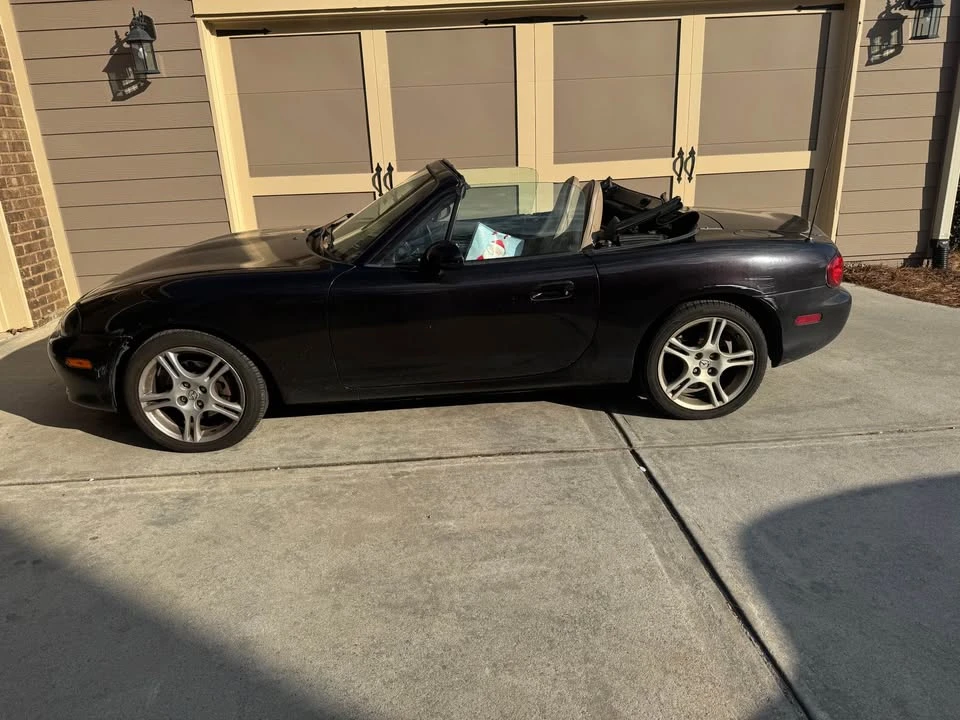 2005 Mazda NB MX-5 Miata - Image 2 of 4
