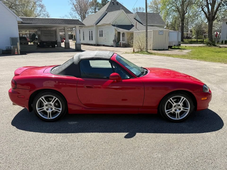 2005 Mazda NB MX-5 Miata - Image 3 of 9
